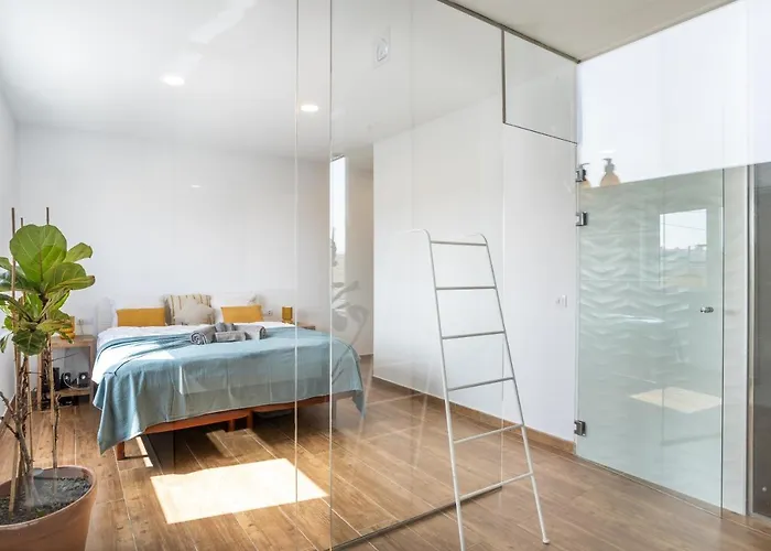 Villa Arizona - 3-bedroom House By The Sea *
